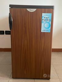 Frigo con congelatore 100L a libera installazione