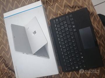 Surface pro 4 i5-6300u 4gb 128ssd +tastiera +penna