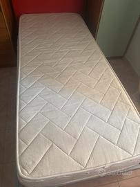 Set completo: 2 materassi 80×200 e 2 reti a doghe