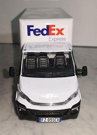 IVECO DAILY CORRIERE ESPRESSO FEDEX (CUSTOM) 1/36