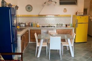 Villa a Bonifati (Cs) in condominio con piscina