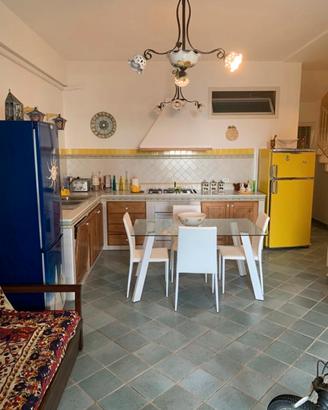 Villa a Bonifati (Cs) in condominio con piscina