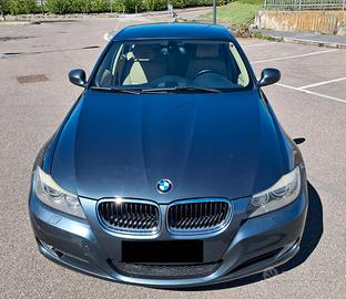 BMW
320 d cat xDrive Touring MSport