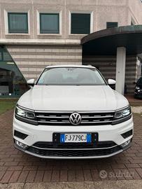 Volkswagen Tiguan 2.0 TDI SCR 4MOTION Business Tec