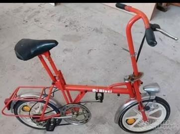 Accessorio per auto bicicletta pieghevole Di Blasi