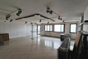 Ufficio di 90,60 mq ad Agliana, Castelletto