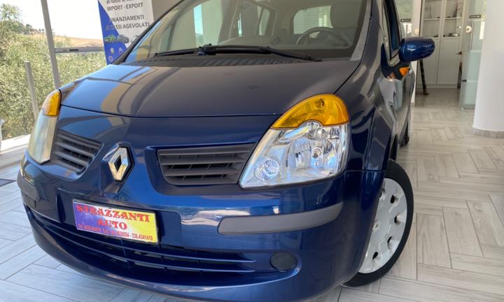Renault Modus 1.5 dCi 85CV Confort Dynamique2006