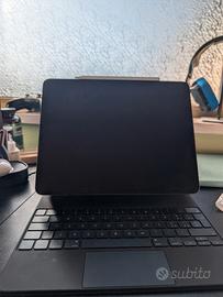 i pad pro 12.9 5a generazione  + tastiera + penna