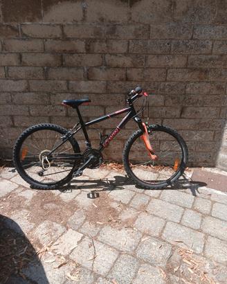 Mountain Bike B'Twin Rockrider 300 24"