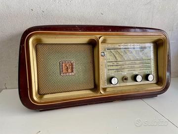 Radio a valvole Irradio E 49 – 1955