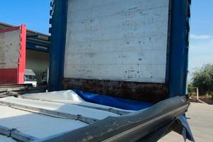 Semi rimorchio pianale