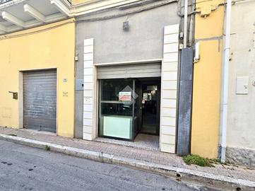 NEGOZIO A ROSETO DEGLI ABRUZZI