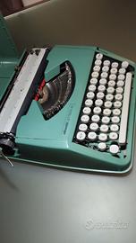 macchina da scrivere olivetti