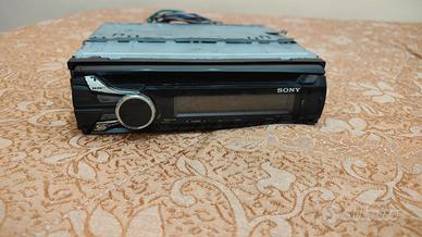Autoradio Sony con lettore cd / usb / aux