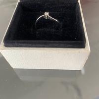 Anello con Diamantino