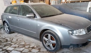 AUDI A4 1ª serie - 2003