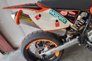 Moto KTM 525