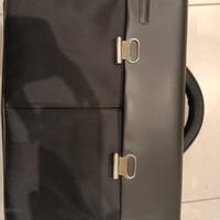 Borsa 24 ore Piquadro – Nuova, pelle elegante