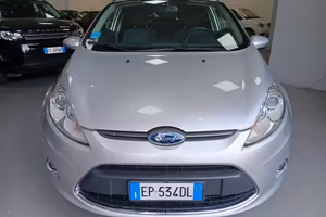 Ford Fiesta 1.4 TDCi 70CV 3 porte Titanium