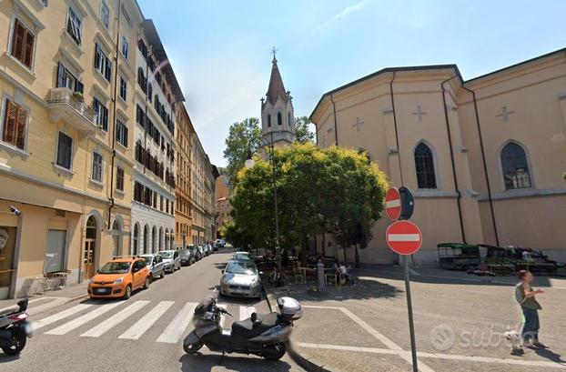 Spaziosa stanza singola a Roiano,Trieste