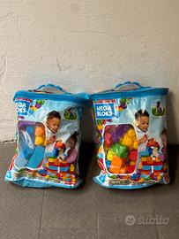 Due sacchi costruzioni pezzi grandi