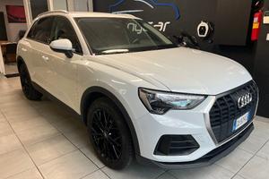 AUDI Q3 35 TFSI S tronic Business Advanced