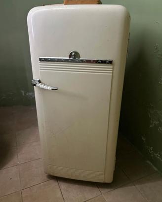 Frigorifero Kelvinator