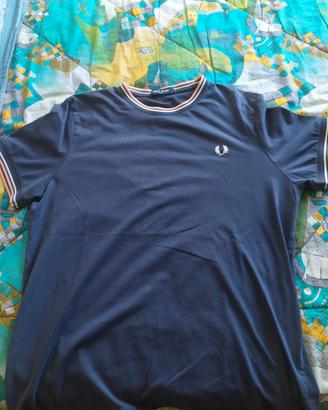 maglietta fred perry taglia L