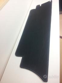 Tappeto cofano sotto serbatoio