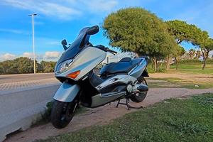 Yamaha T-Max 500 