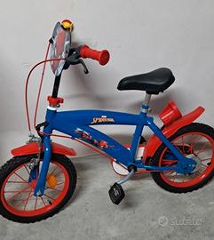 bici spiderman con rotelle