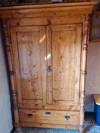 Armadio antico