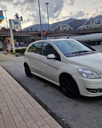 Mercedes Classe B/2,0 CDI-Assetto Sport AMG