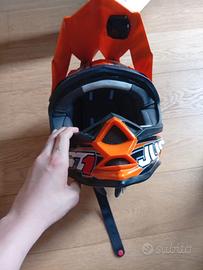 casco da cross della Just 