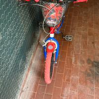 Bicicletta spiderman