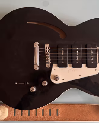 chitarra Reverend Mantaray 390
