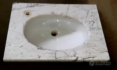 Sottolavabo con marmo
