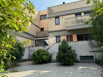 VILLA A SCHIERA A VENAFRO