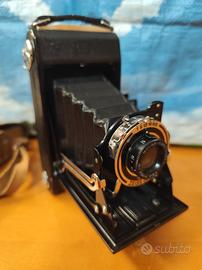 fotocamera a soffietto Zeiss Ikon Nettar 