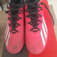 scarpe di calcetto marca Adidas