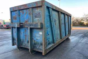 CONTAINER SCARRABILE USATO A CIELO APERTO