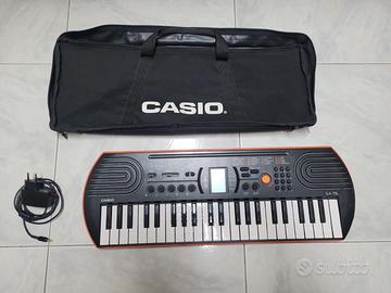 Casio SA-76 – Tastiera, alimentatore, custodia.