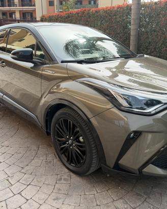 Toyota chr 2.0 2021 lounge