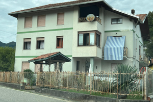 Villa indipendente anche bifamigliare