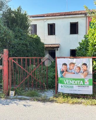 VILLA A SCHIERA A TREVISO