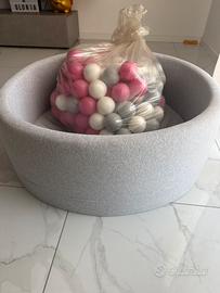 Piscina di palline