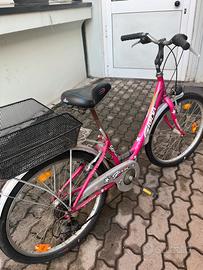 Bicicletta per ragazzina