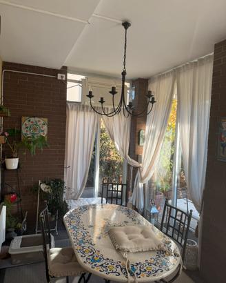 Lampadario in ferro battuto