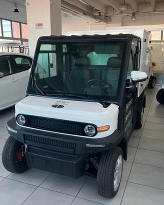 Golf car noleggio tutti i modelli