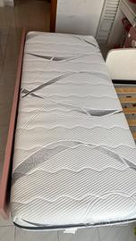 Materasso singolo nuovo con lettini in regal